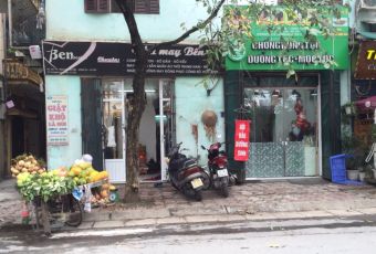 Cho thuê cửa hàng 30m2, mặt tiền 5m, vỉa hè rộng 3m, đường rộng 12m, mặt phố Trần Quang Diệu
